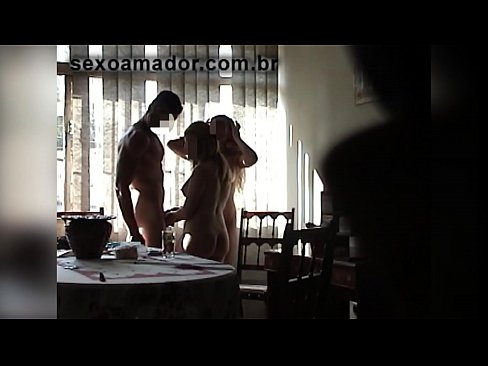 ❤️ Mmekọahụ enyi na-akpọ a ibu nwoke na a threesome na ya ❤️  Ihe na-akpali agụụ mmekọahụ n'ụlọ  ❌️
