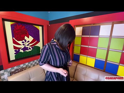 ❤️ Cutie Japanese nwere nnukwu nnụnnụ tit na-eji ihe ụmụaka egwuri egwu na-enwe mmekọahụ na-emetọ onwe ya ma nwee orgasm. Ọ na-ekwu na N'ajụjụ ọnụ banyere ya iberibe ahụmahụ. Nnukwu nnụnnụ tit na ọtụ ntutu na-asụ ude nke ukwuu. Osakaporn ❤️  Ihe na-akpali agụụ mmekọahụ n'ụlọ  ❌️
